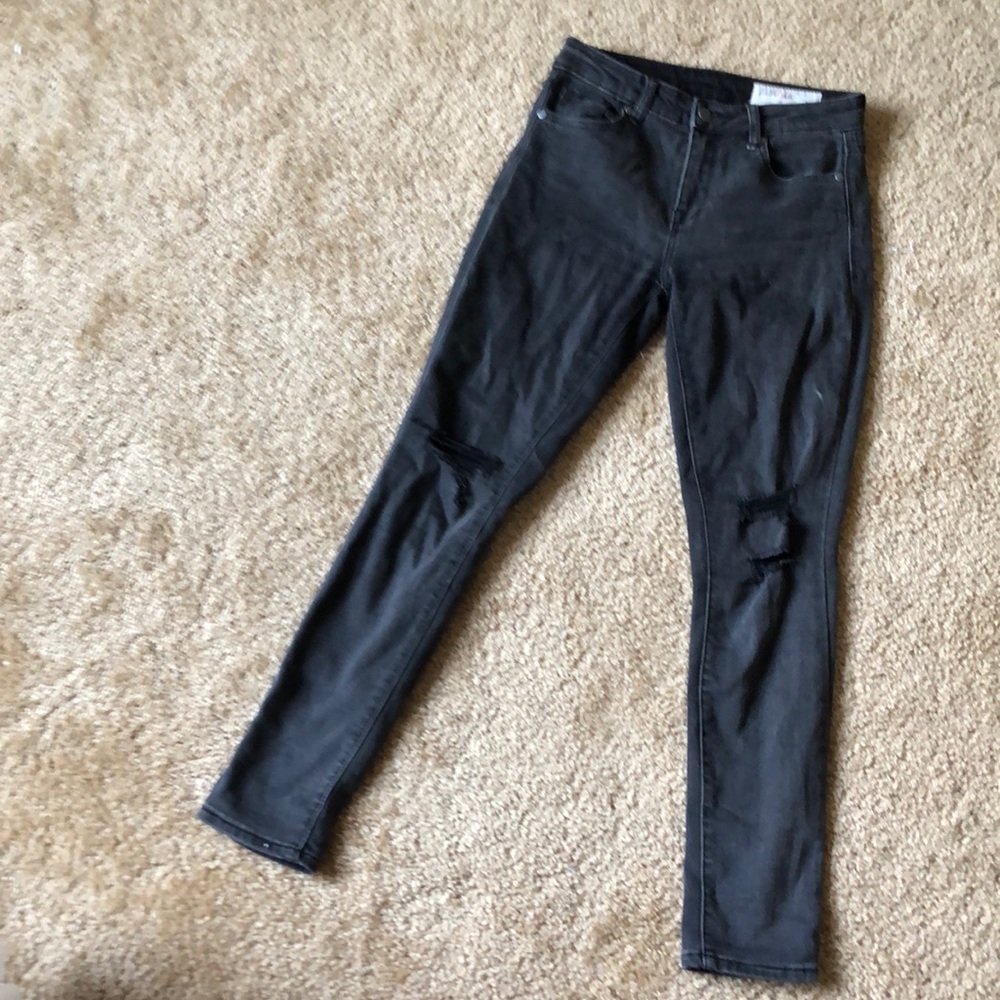 Black distressed jeans
